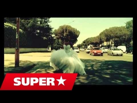 Sinan Hoxha -  Puna e femres 